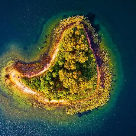 別荘 Dom Pod Strzecha Na Kaszubach Ostrowite